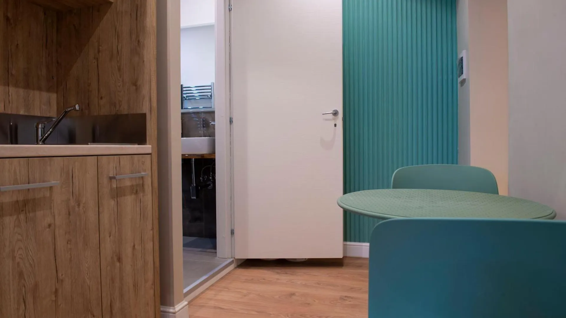 Ad Suites Nazionale Rome 0*,