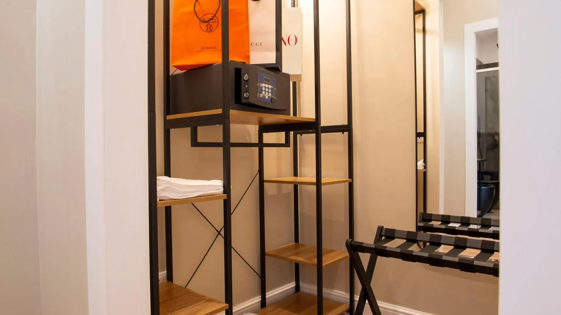 Ad Suites Nazionale Rome Guest house