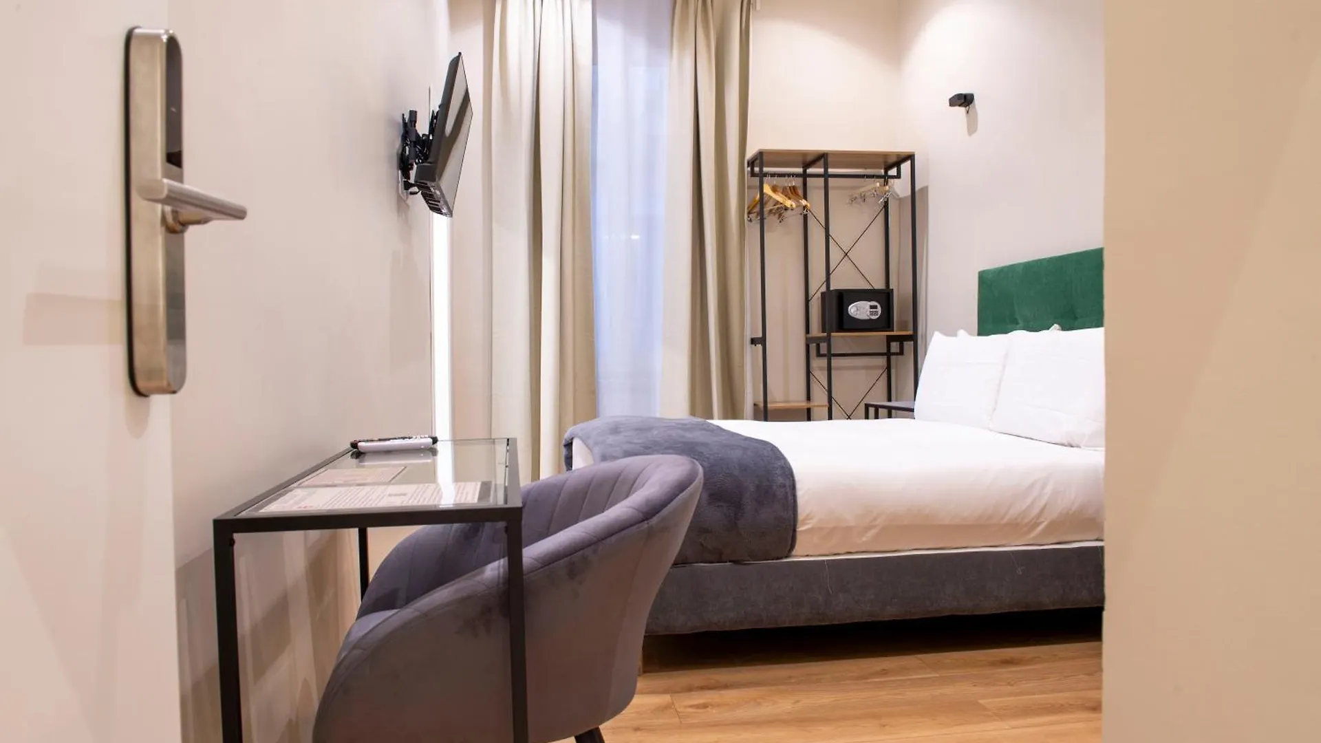 Ad Suites Nazionale Rome 0*,  Italy