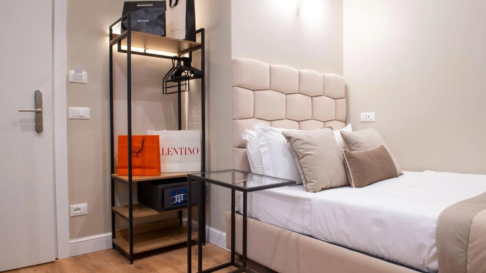 Ad Suites Nazionale Rome 0*,